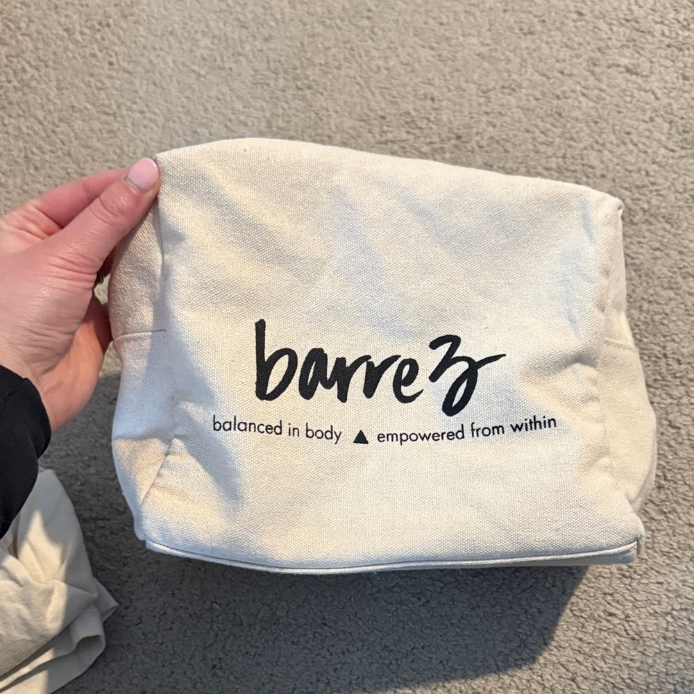 Barre3 Canvas Pouch